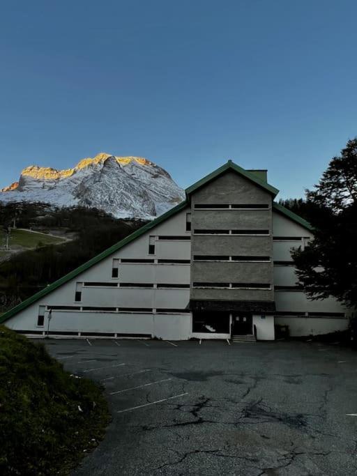 Appartement 6 Personnes Aux Pieds Des Pistes Gourette Exterior photo